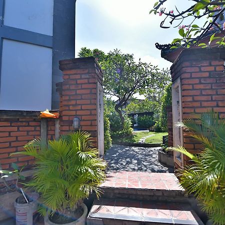 קוטה לומבוק Sandat Hotel Kuta מראה חיצוני תמונה