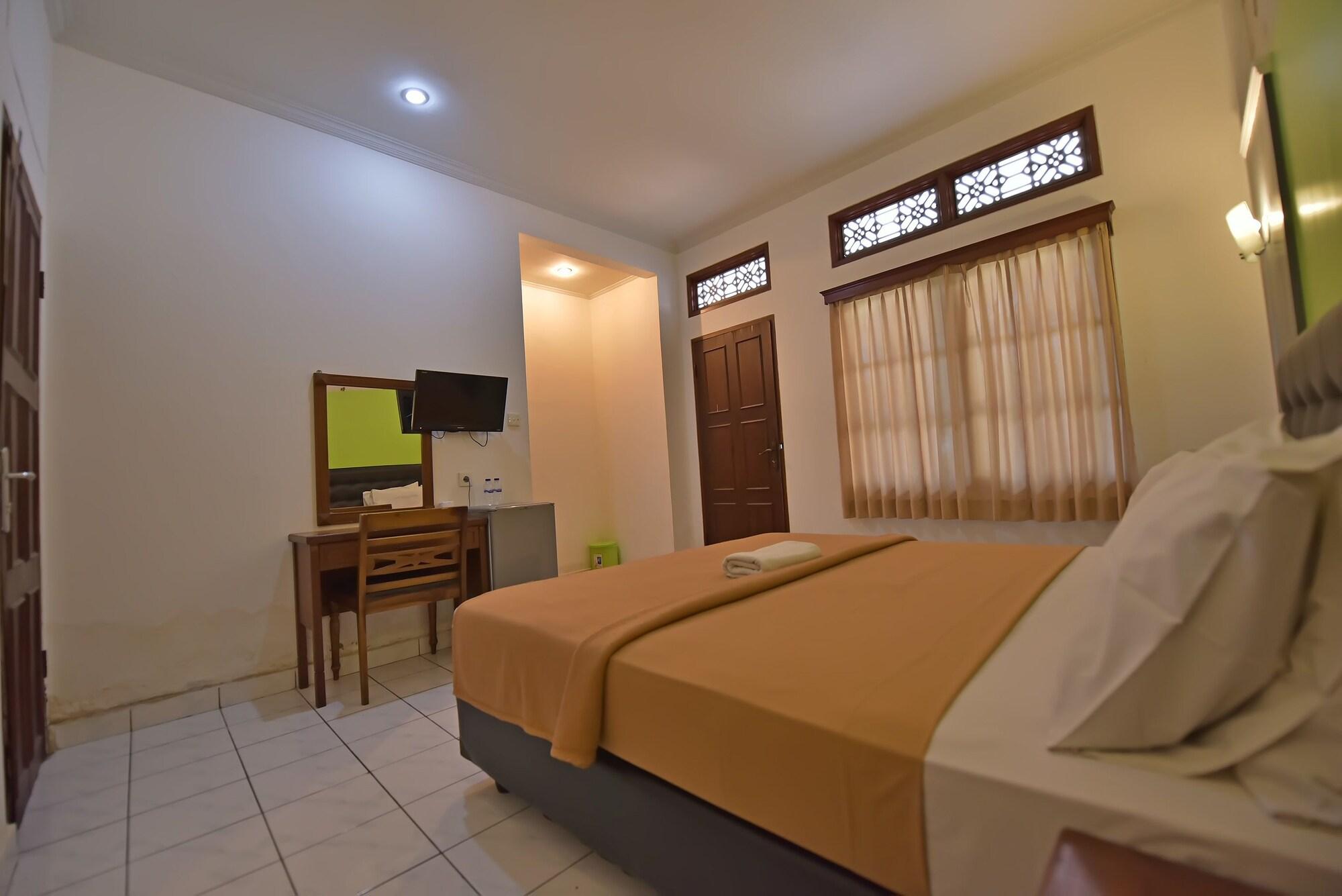 קוטה לומבוק Sandat Hotel Kuta מראה חיצוני תמונה