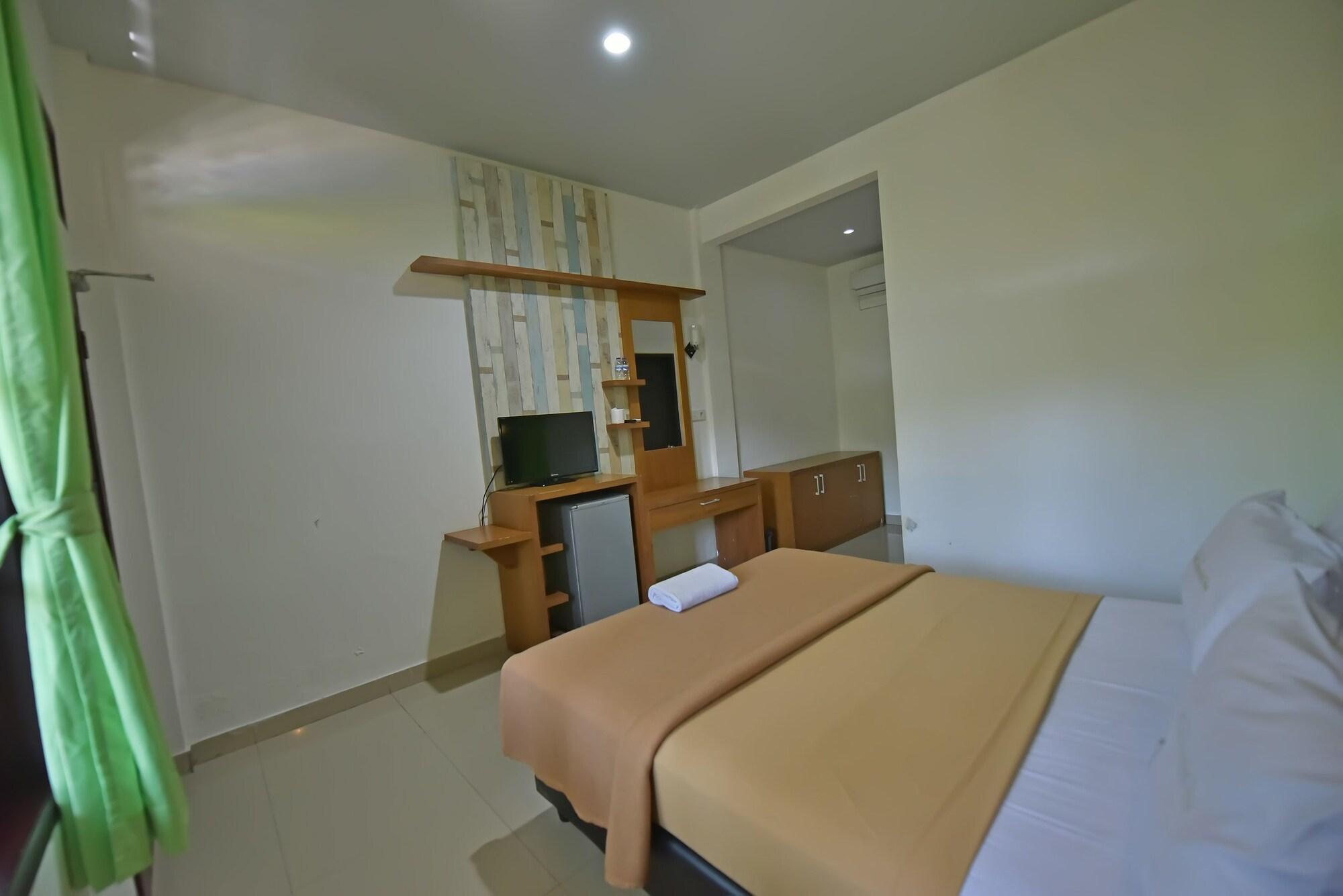קוטה לומבוק Sandat Hotel Kuta מראה חיצוני תמונה