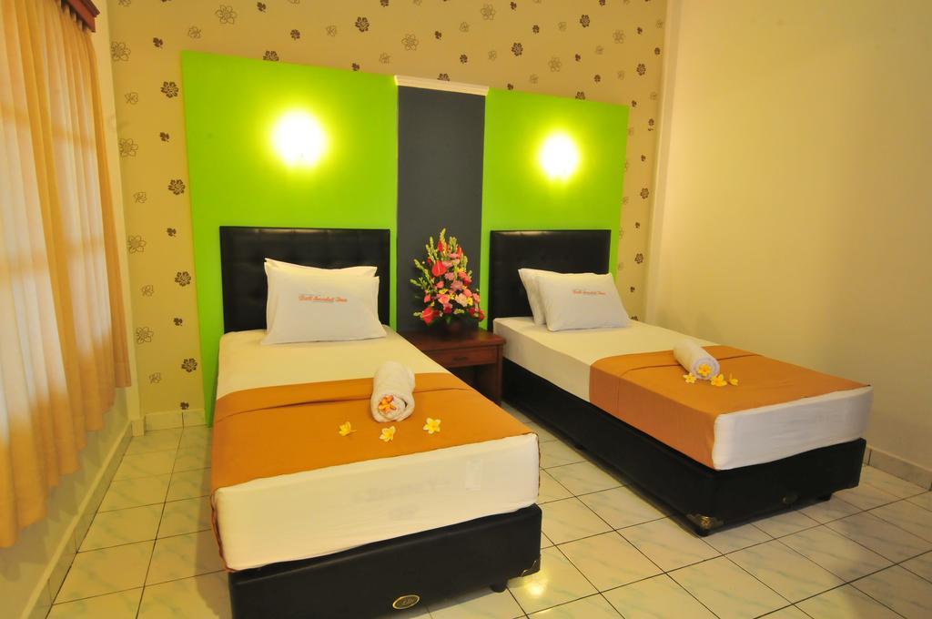 קוטה לומבוק Sandat Hotel Kuta חדר תמונה