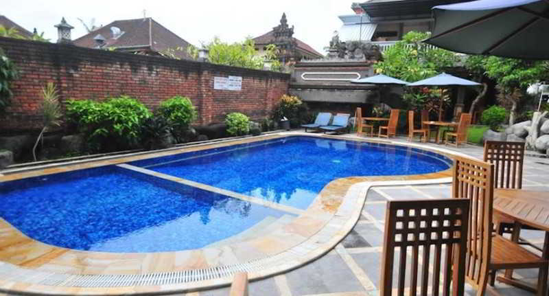 קוטה לומבוק Sandat Hotel Kuta מראה חיצוני תמונה