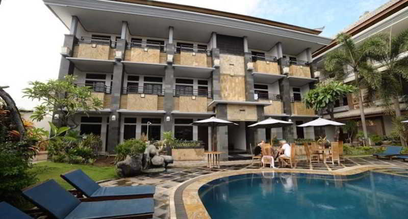 קוטה לומבוק Sandat Hotel Kuta מראה חיצוני תמונה