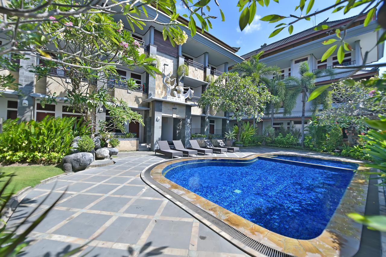 קוטה לומבוק Sandat Hotel Kuta מראה חיצוני תמונה