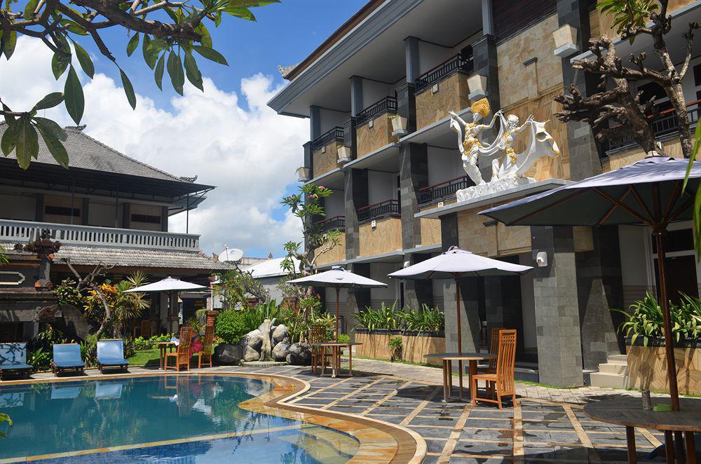 קוטה לומבוק Sandat Hotel Kuta מראה חיצוני תמונה